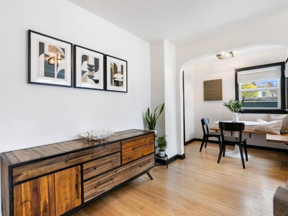 Picture Perfect Bungalow In The Heart Of Dt Vancouver Eksteriør billede